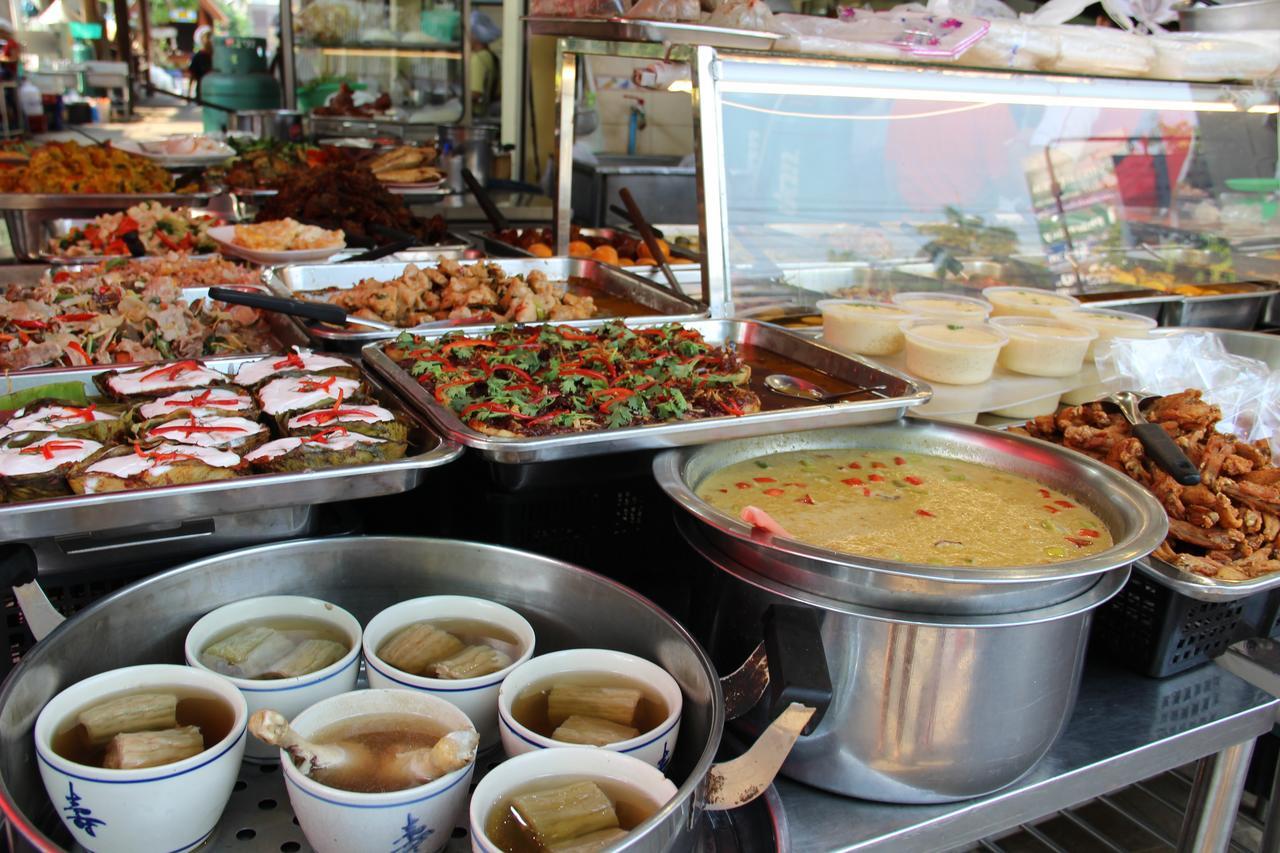 Monmuang Hotel Чиангмай Екстериор снимка